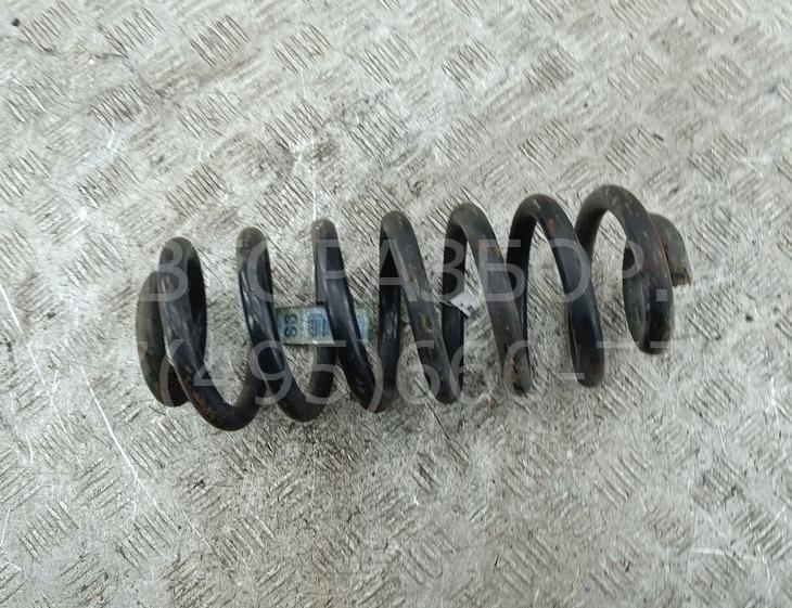 Пружина задняя