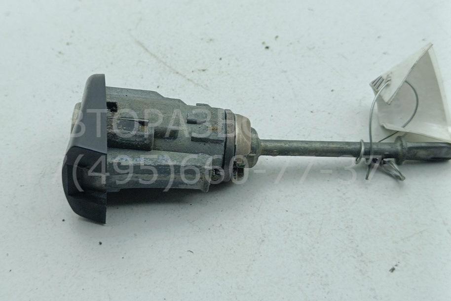 Вставка замка двери