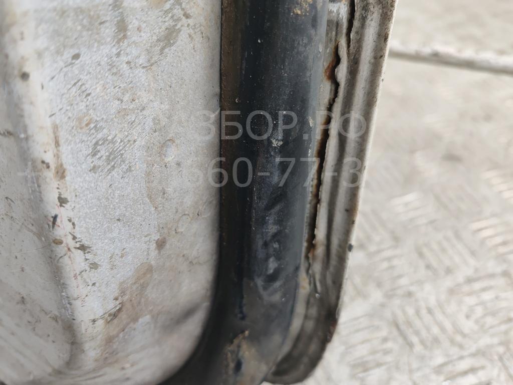 Дверь багажника правая