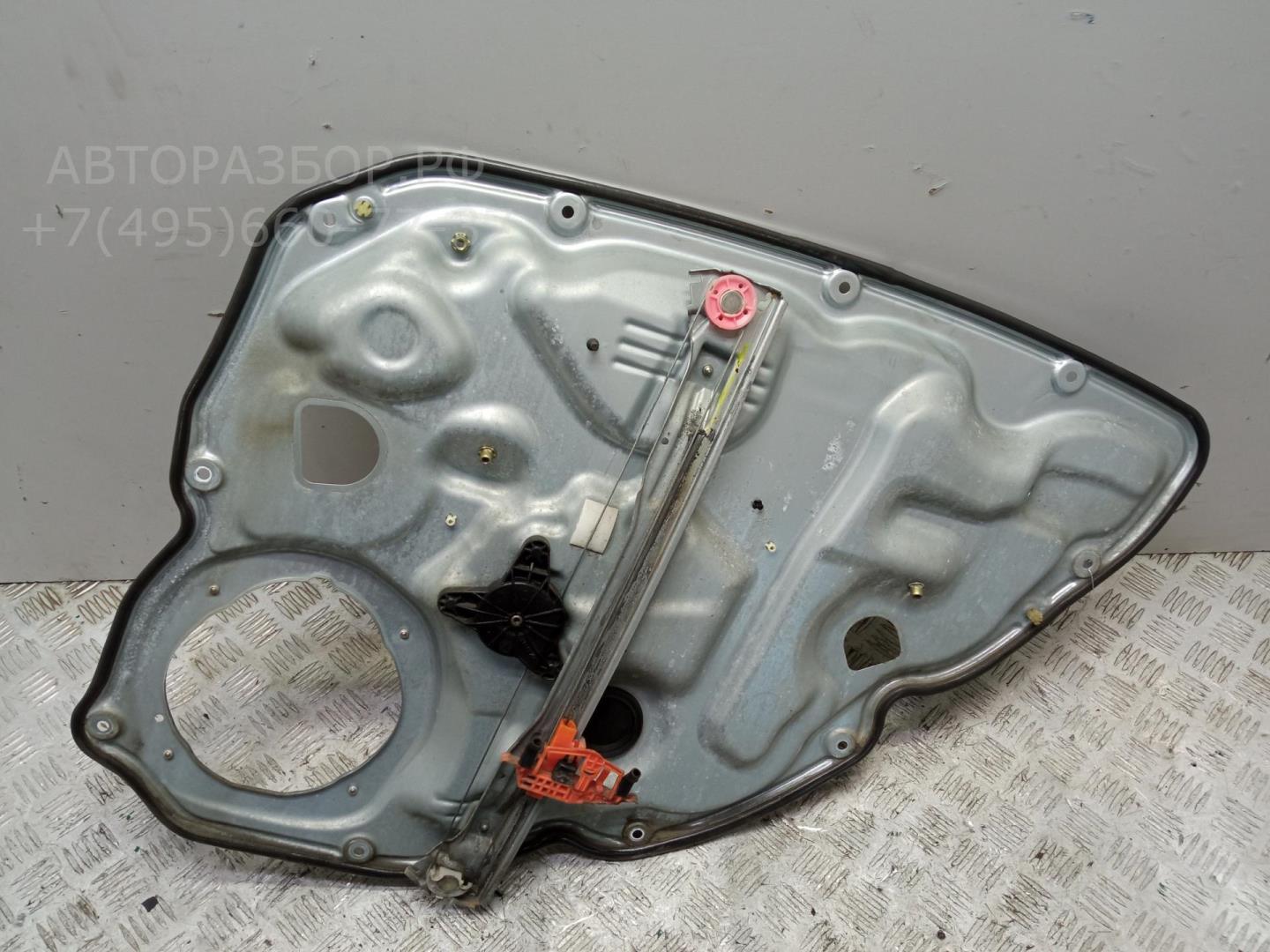 Стеклоподъемник электр. задний левый