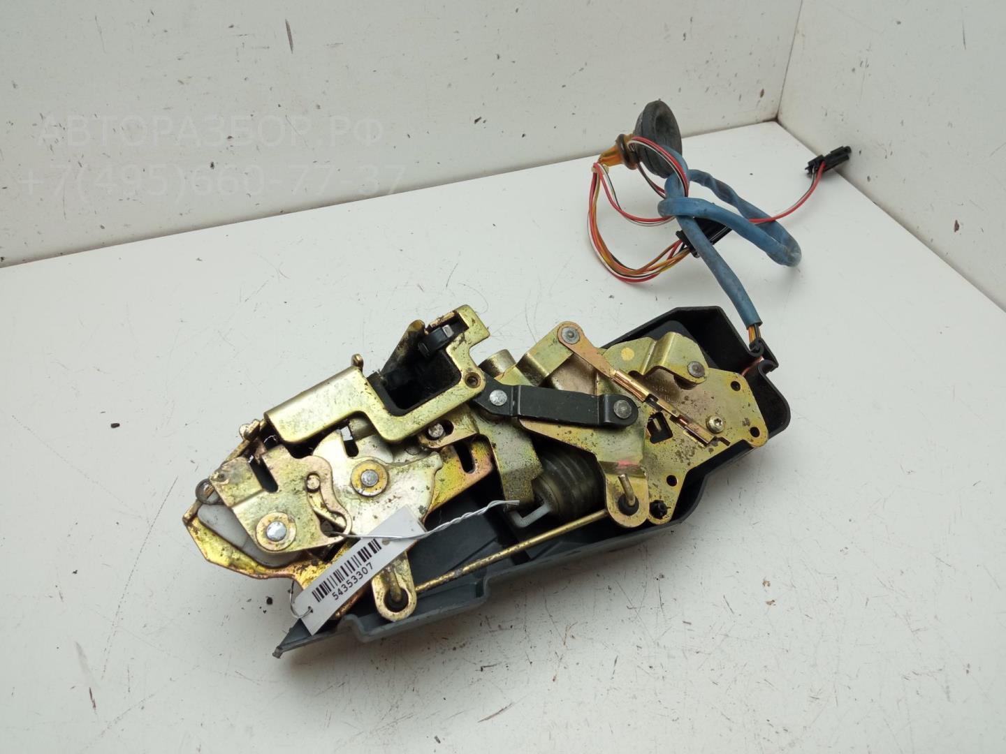 Замок двери задней правой