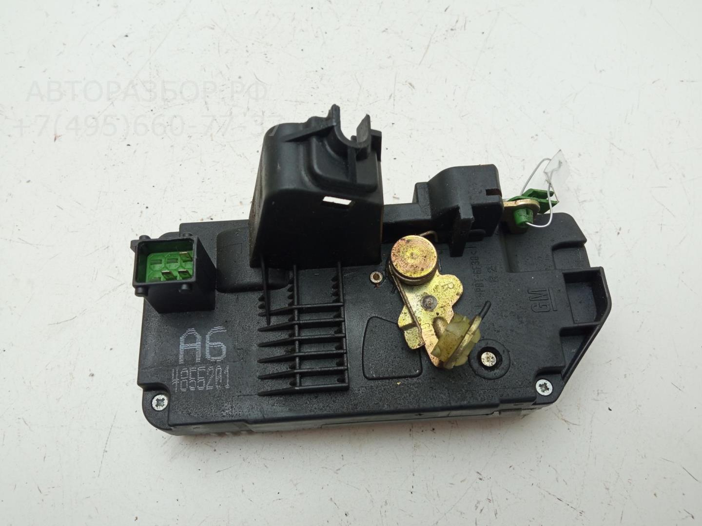 Замок двери задней правой