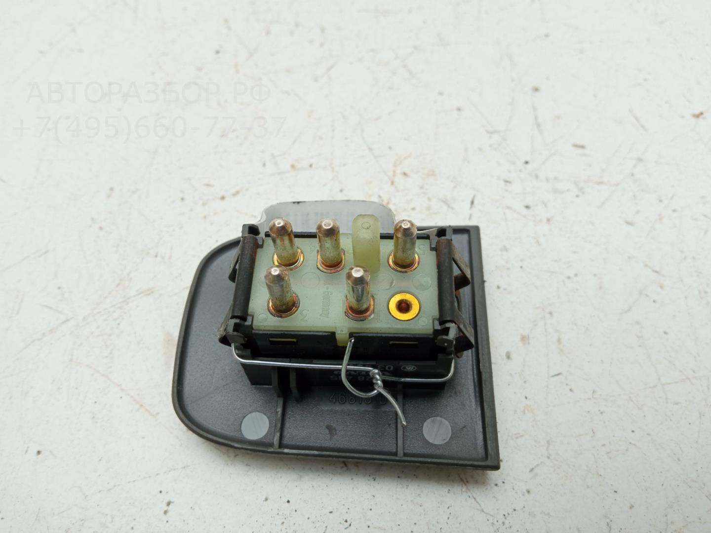 Кнопка стеклоподъемника