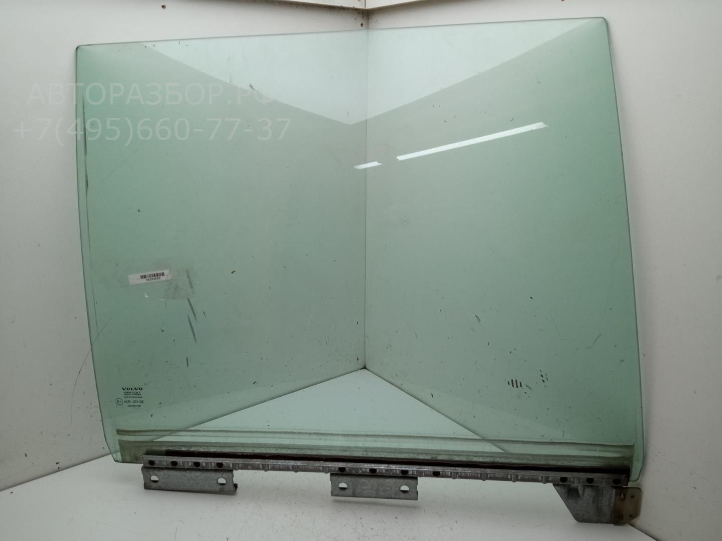 Стекло двери задней правой