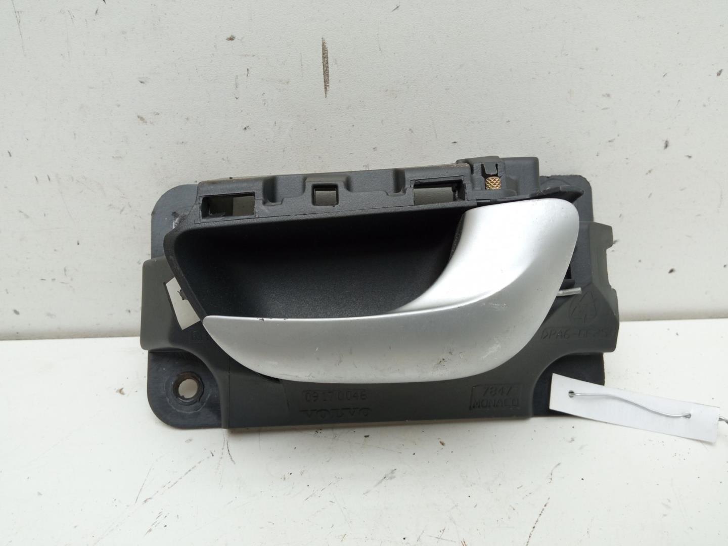 Ручка двери задней внутренняя правая