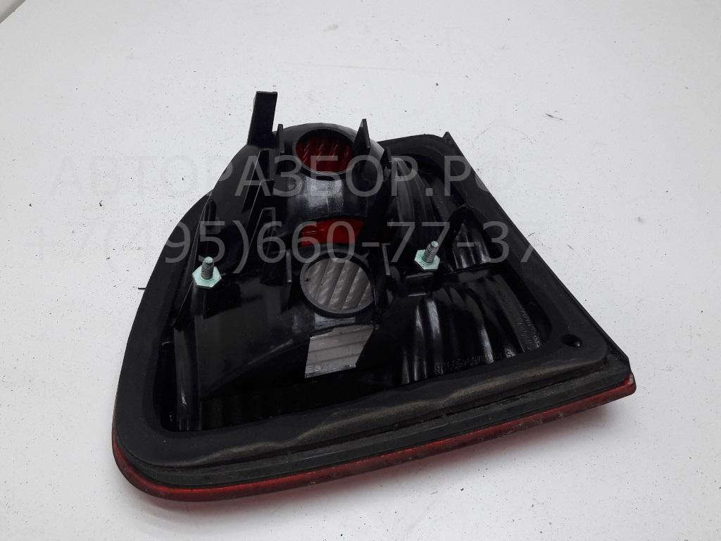 Фонарь задний внутренний правый