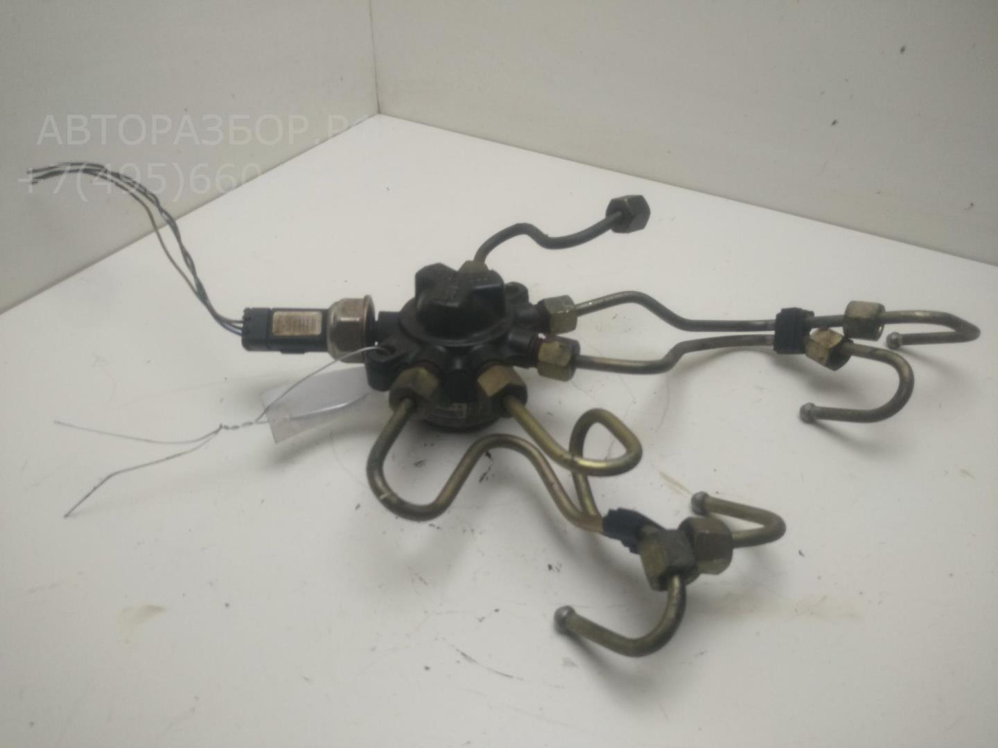 Рейка топливная (рампа)