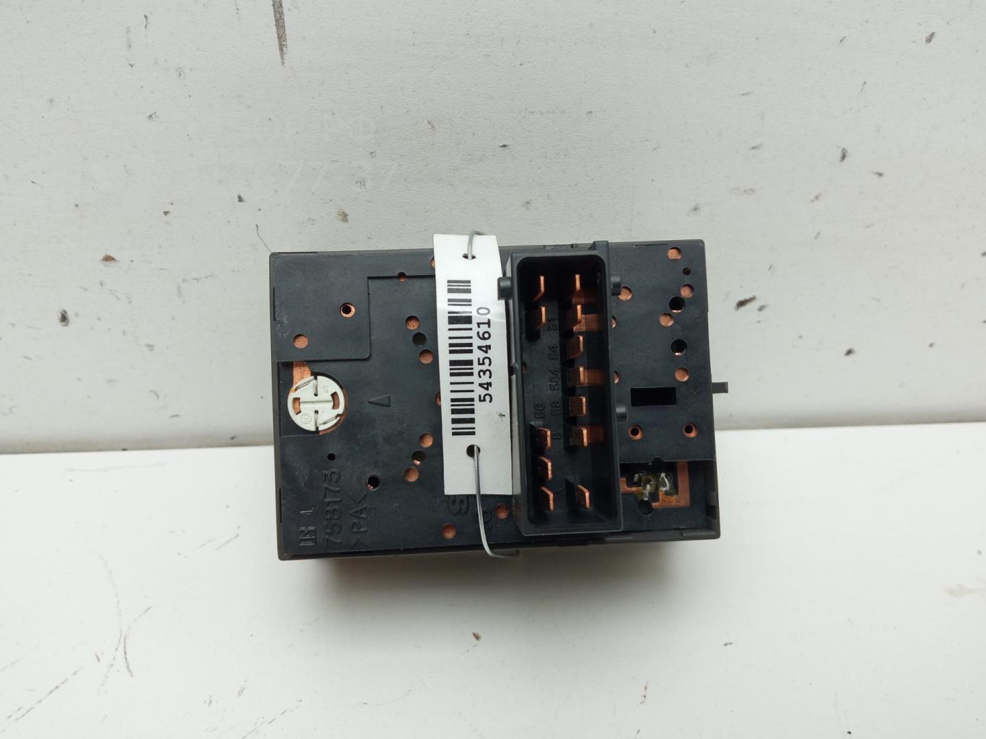 Переключатель света фар