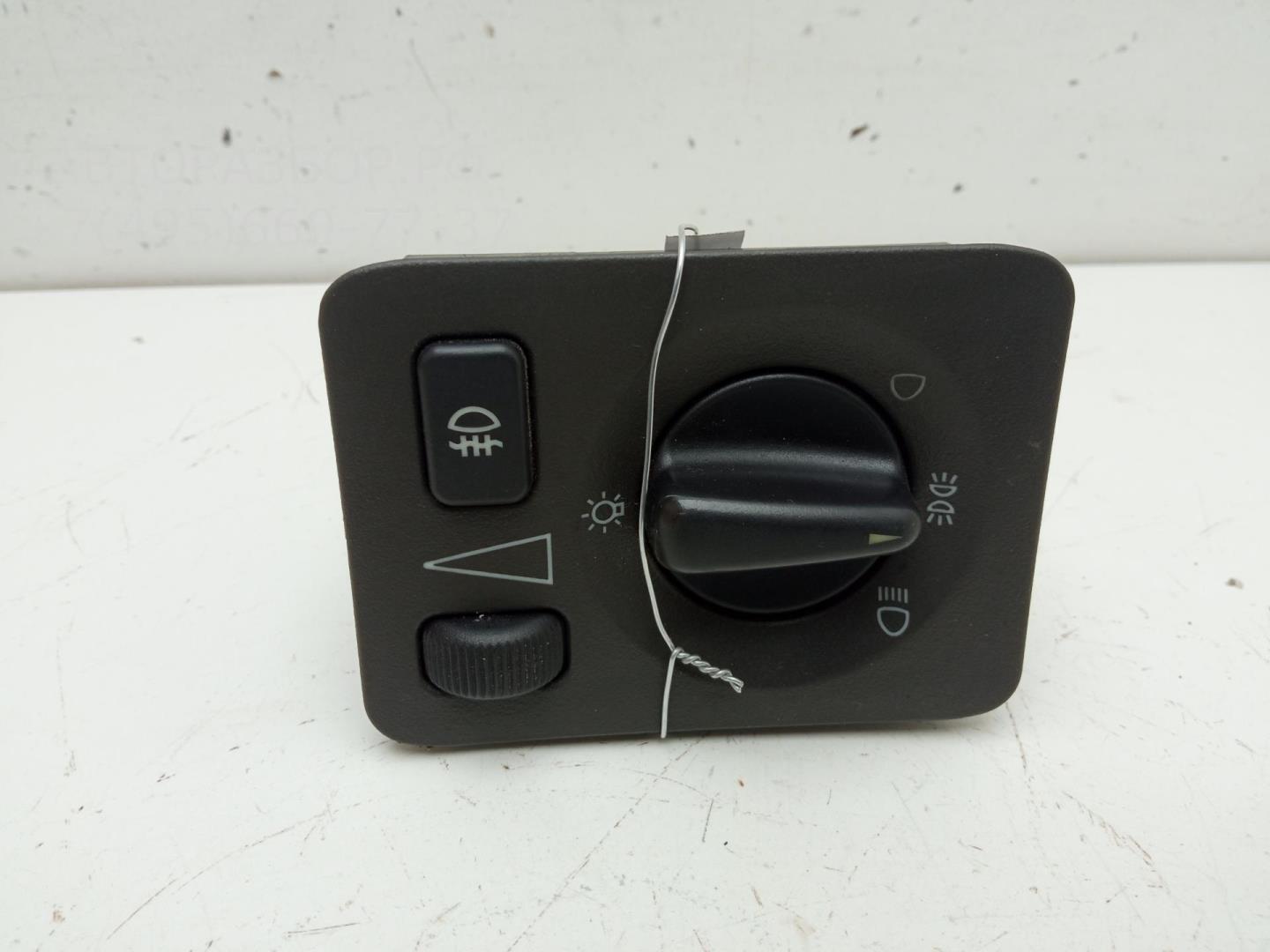 Переключатель света фар