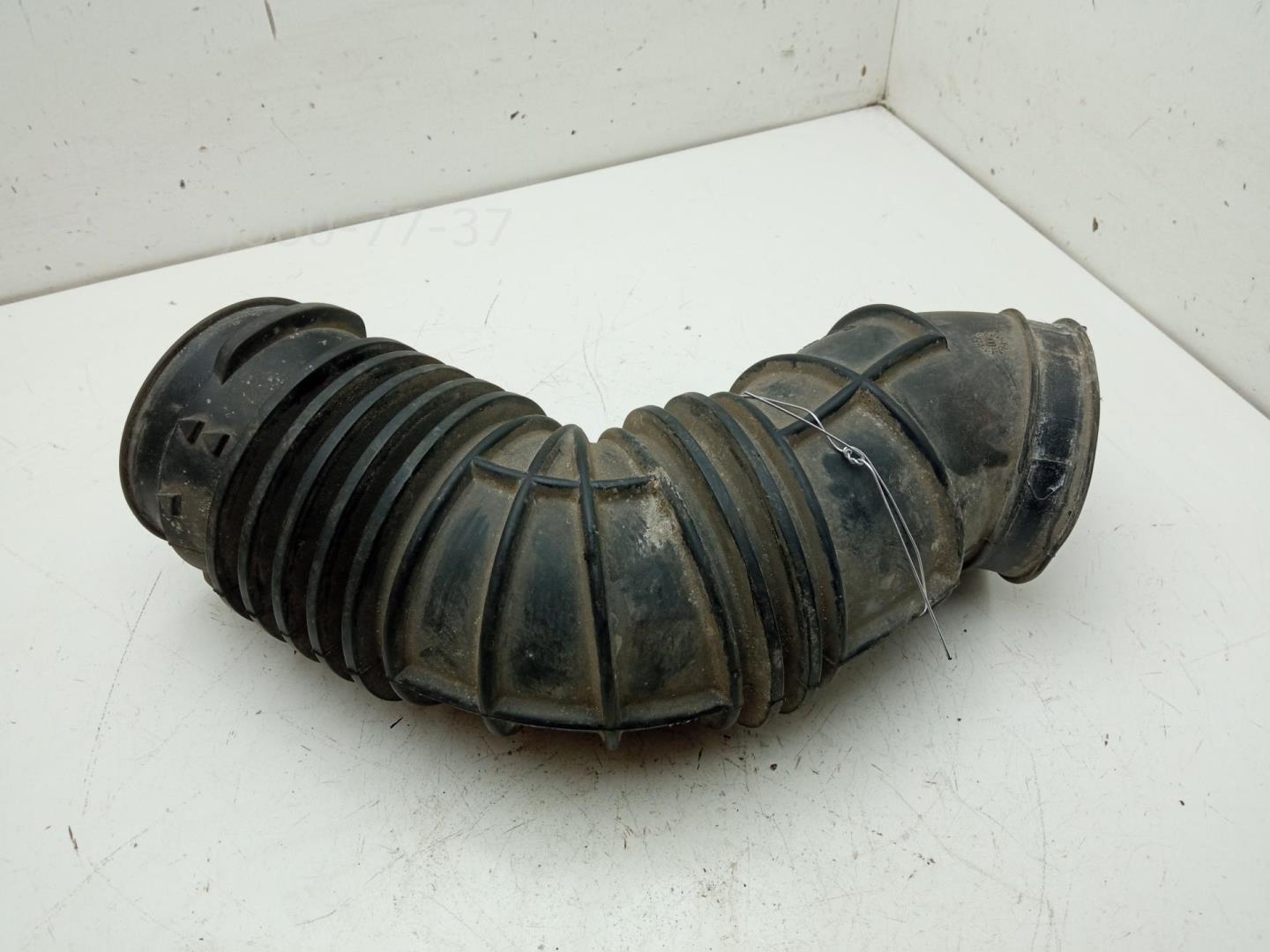 Трубка топливная