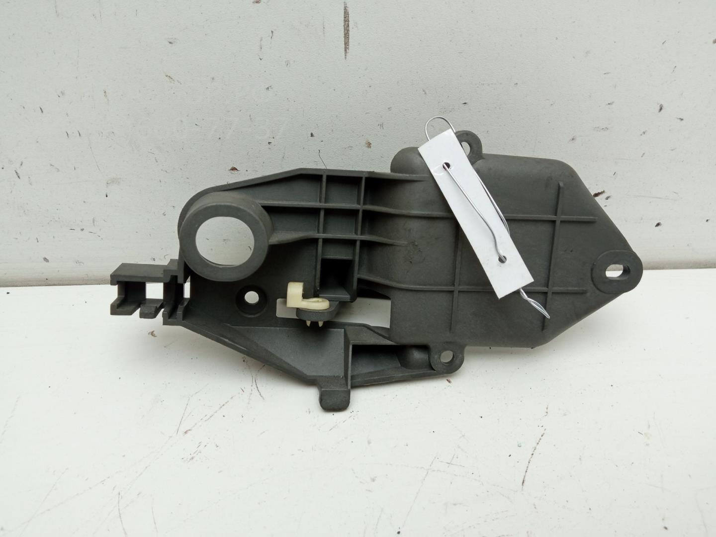 Ручка двери передней внутренняя правая