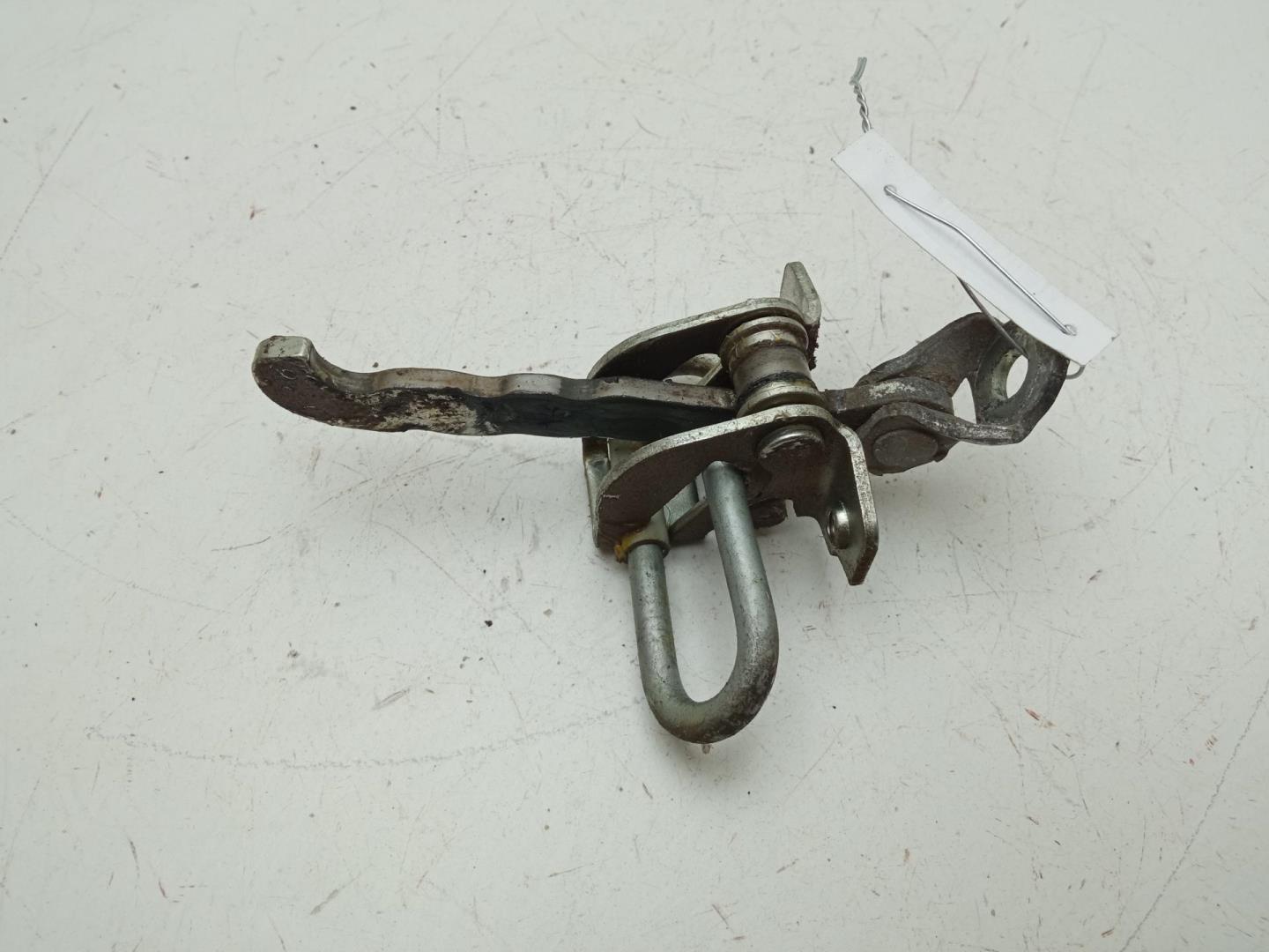 Ограничитель двери