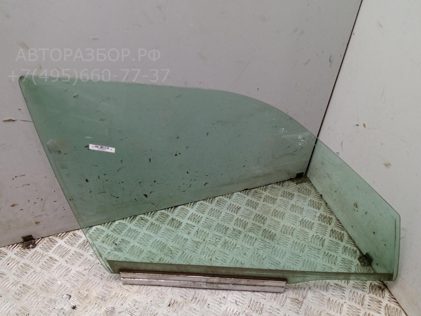 Стекло двери передней правой