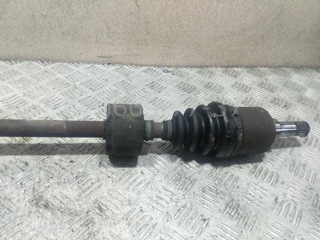 Полуось передняя правая