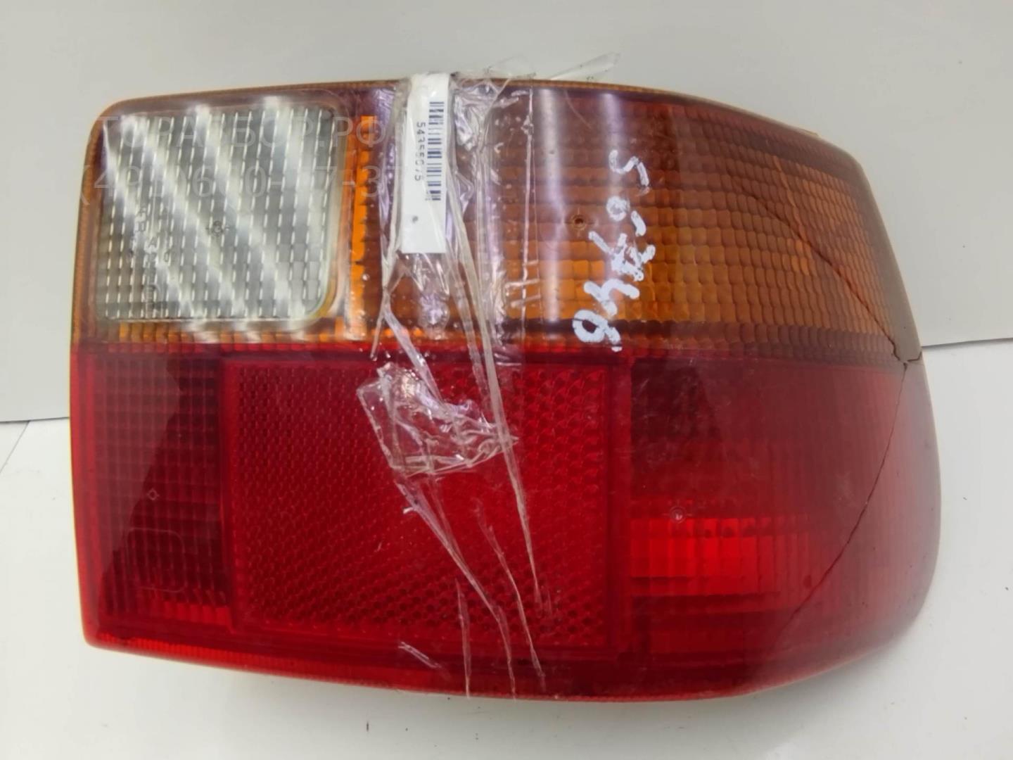 Фонарь задний правый