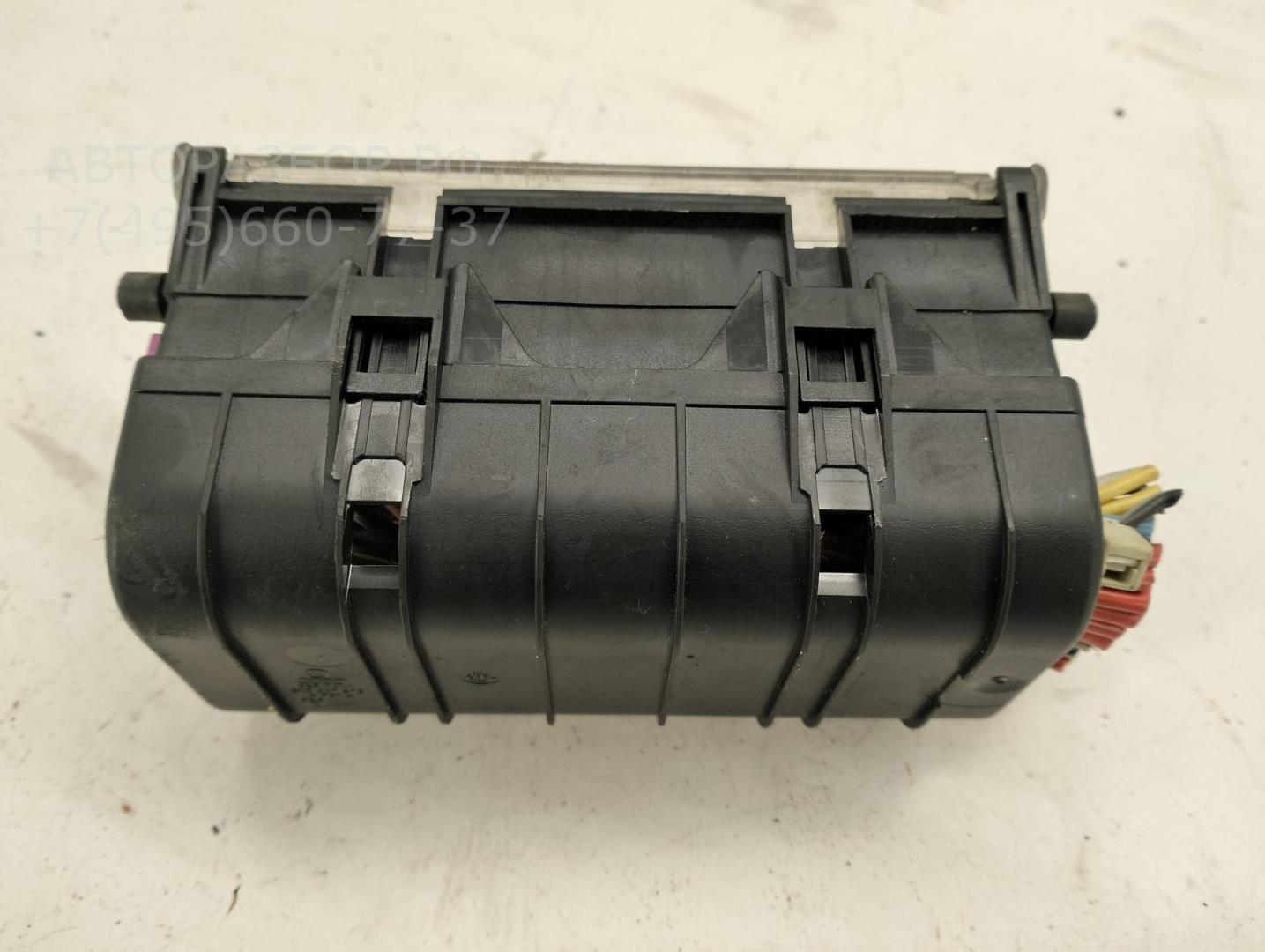 Блок предохранителей