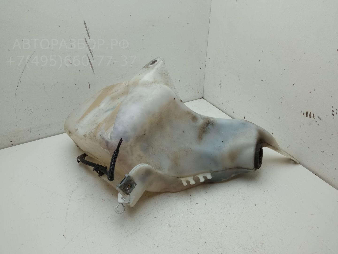 Бачок омывателя лобового стекла