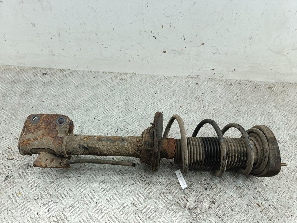 Амортизатор задний правый