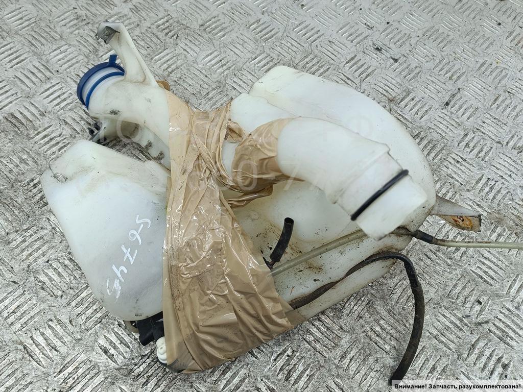 Бачок омывателя лобового стекла