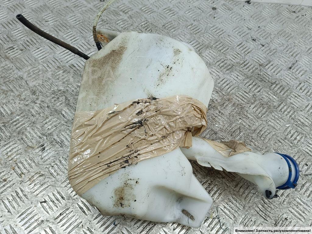 Бачок омывателя лобового стекла