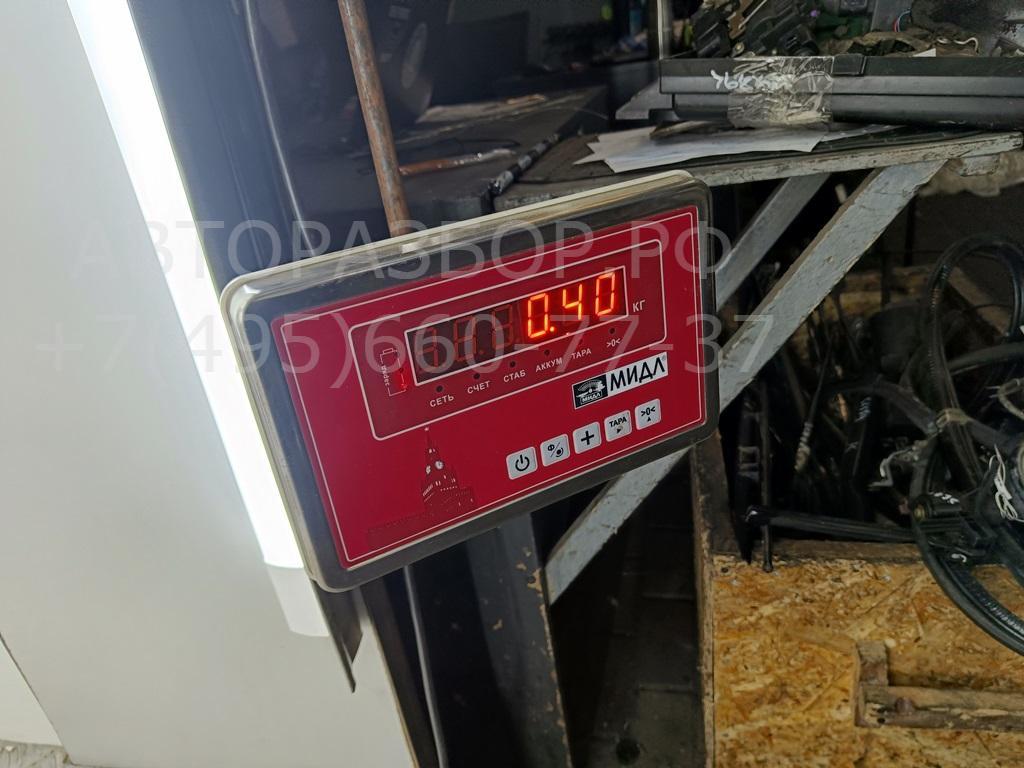 Петля капота левая