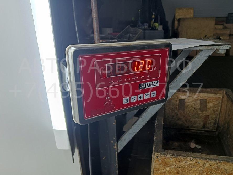 Стекло двери задней левой (форточка)