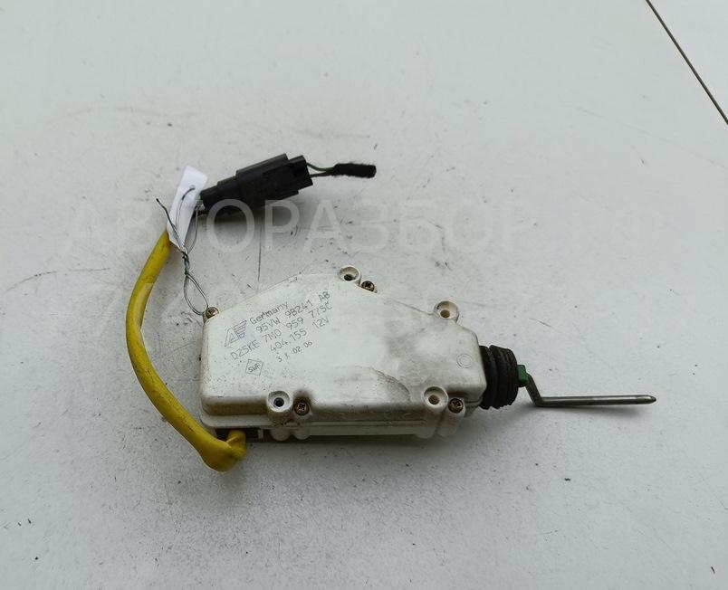 Активатор замка двери