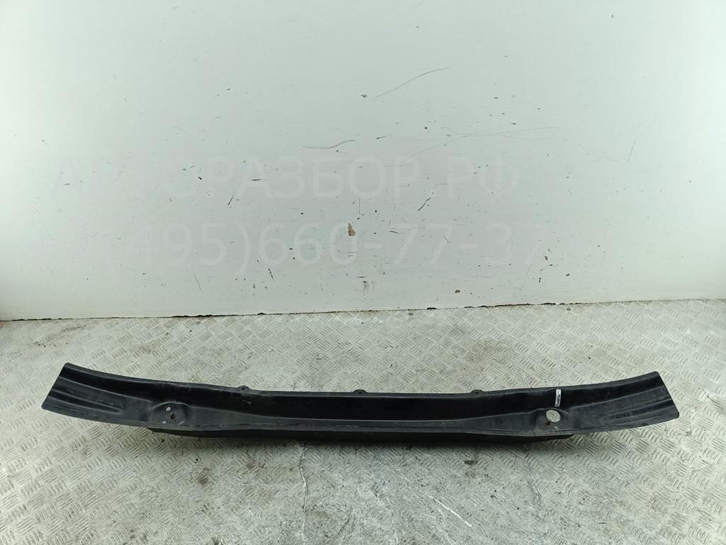 Усилитель переднего бампера