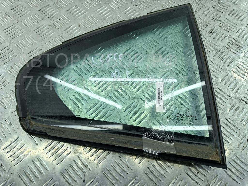 Стекло двери задней правой (форточка)