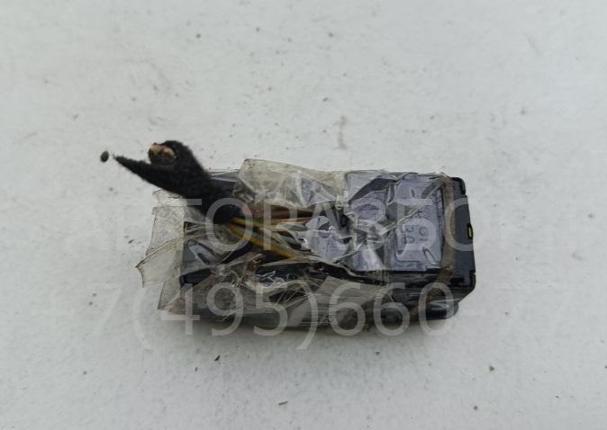 Кнопка люка