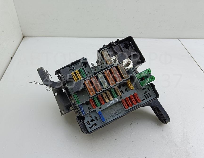 Блок предохранителей