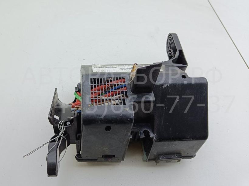 Блок предохранителей