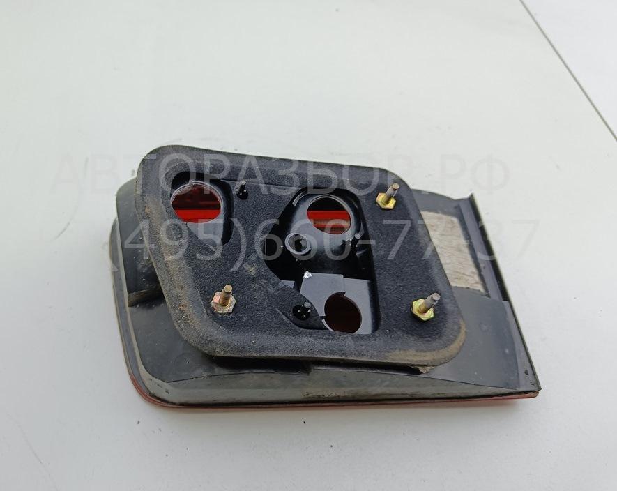 Фонарь задний внутренний правый