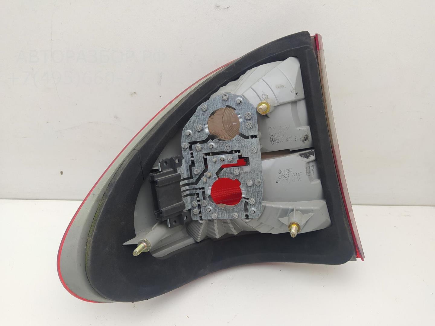 Фонарь задний правый