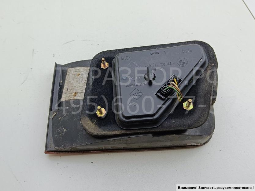 Фонарь задний внутренний левый