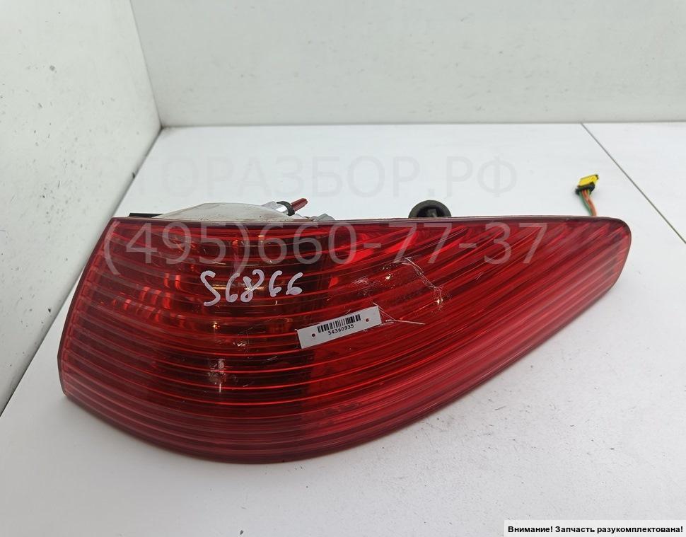 Фонарь задний правый