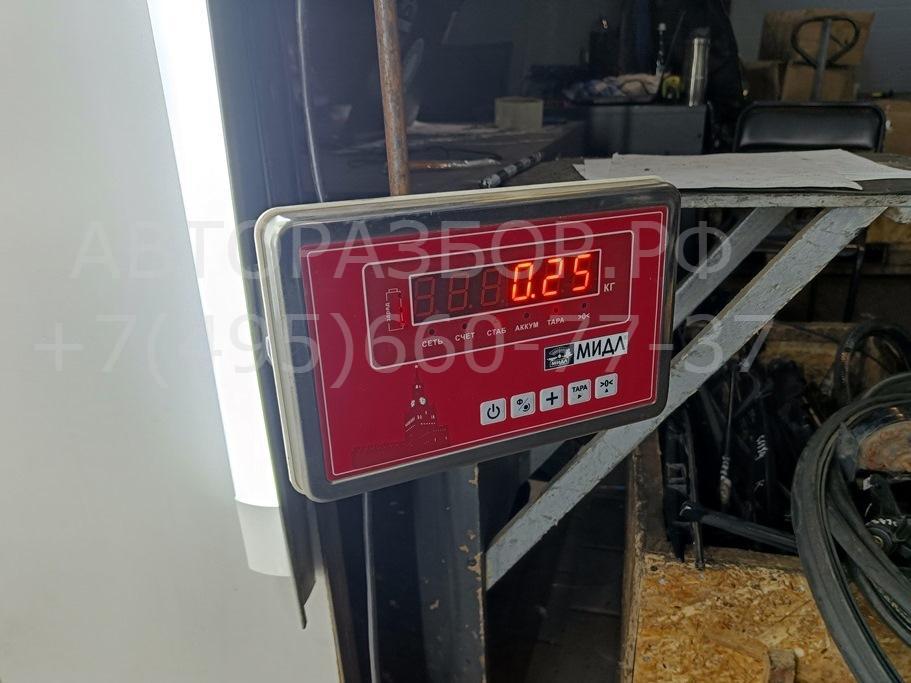 Петля двери