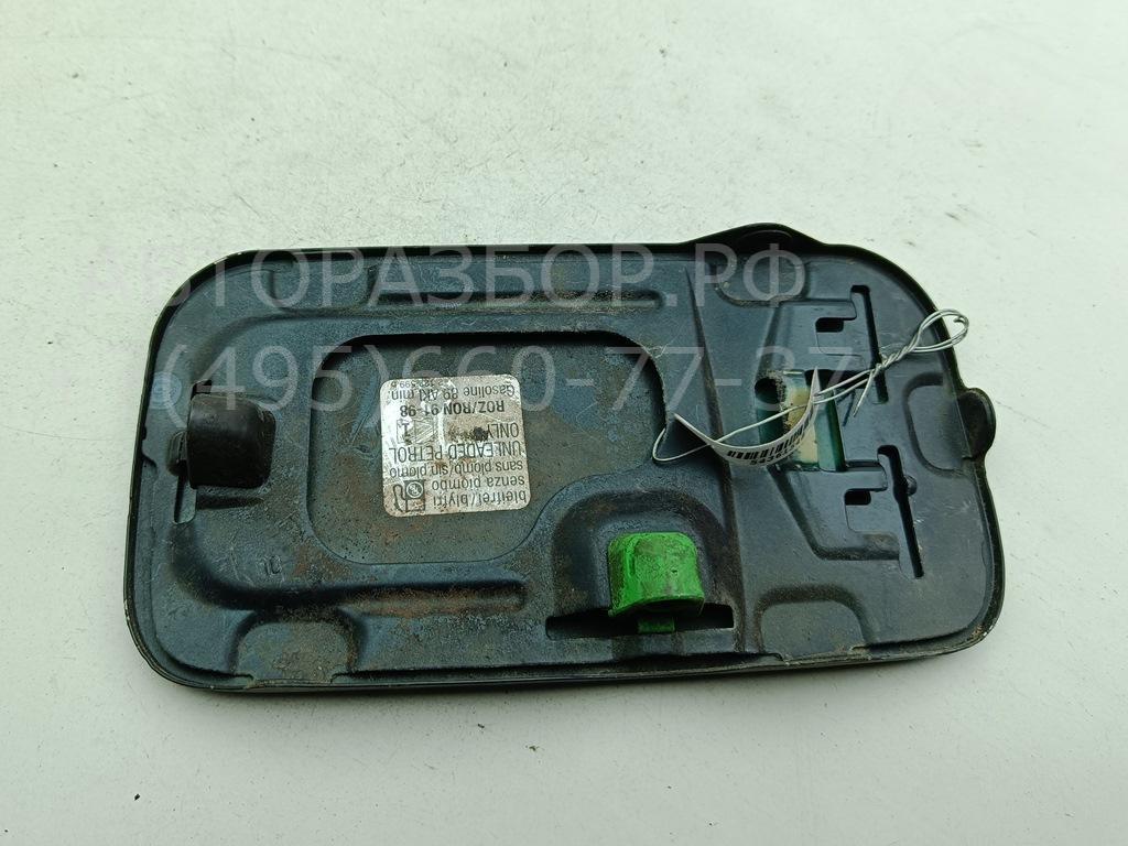 Лючок бензобака