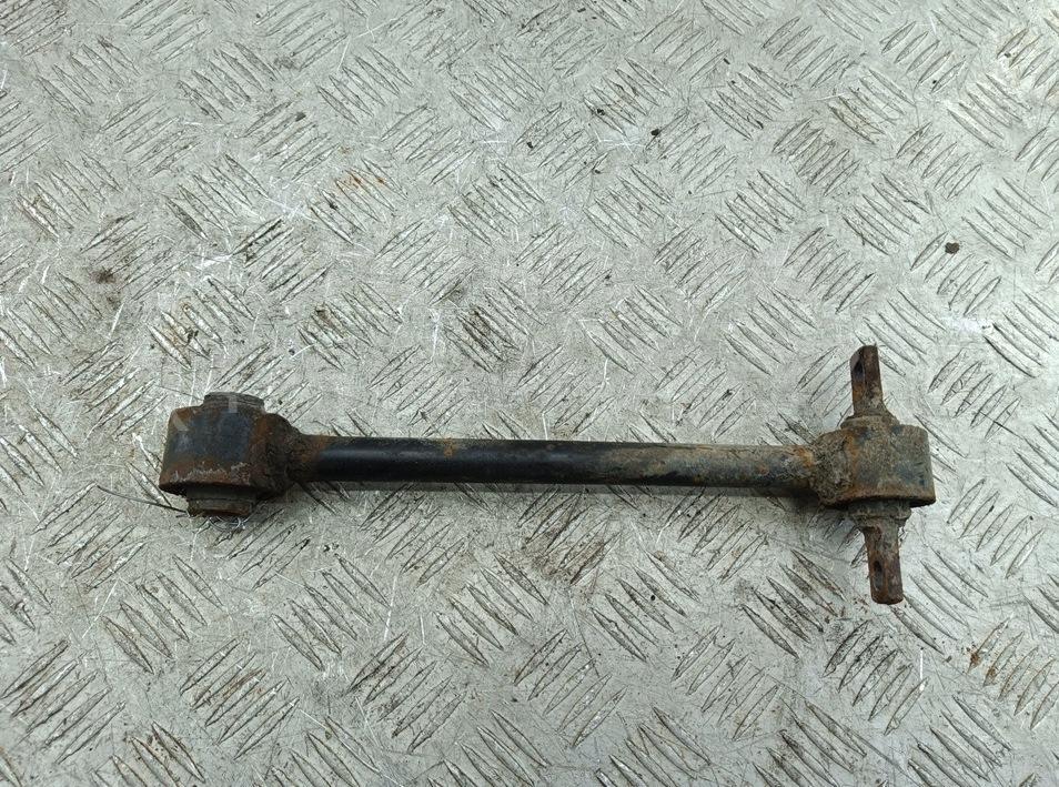 Рычаг задний правый