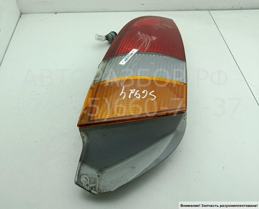 Фонарь задний правый