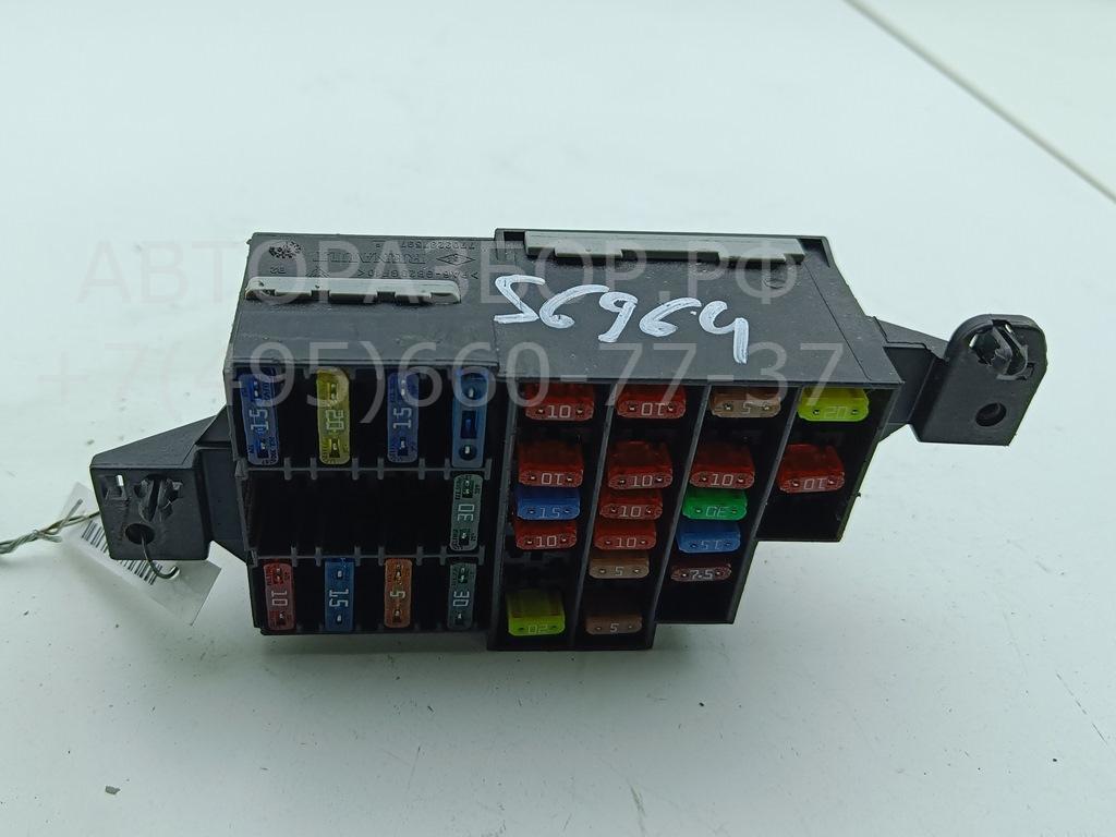 Блок предохранителей