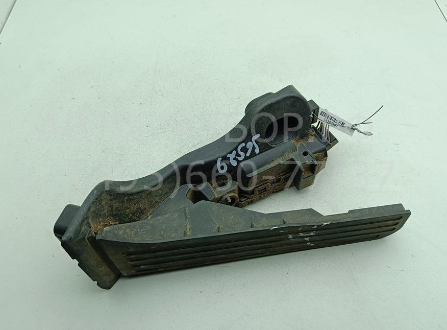 Педаль газа