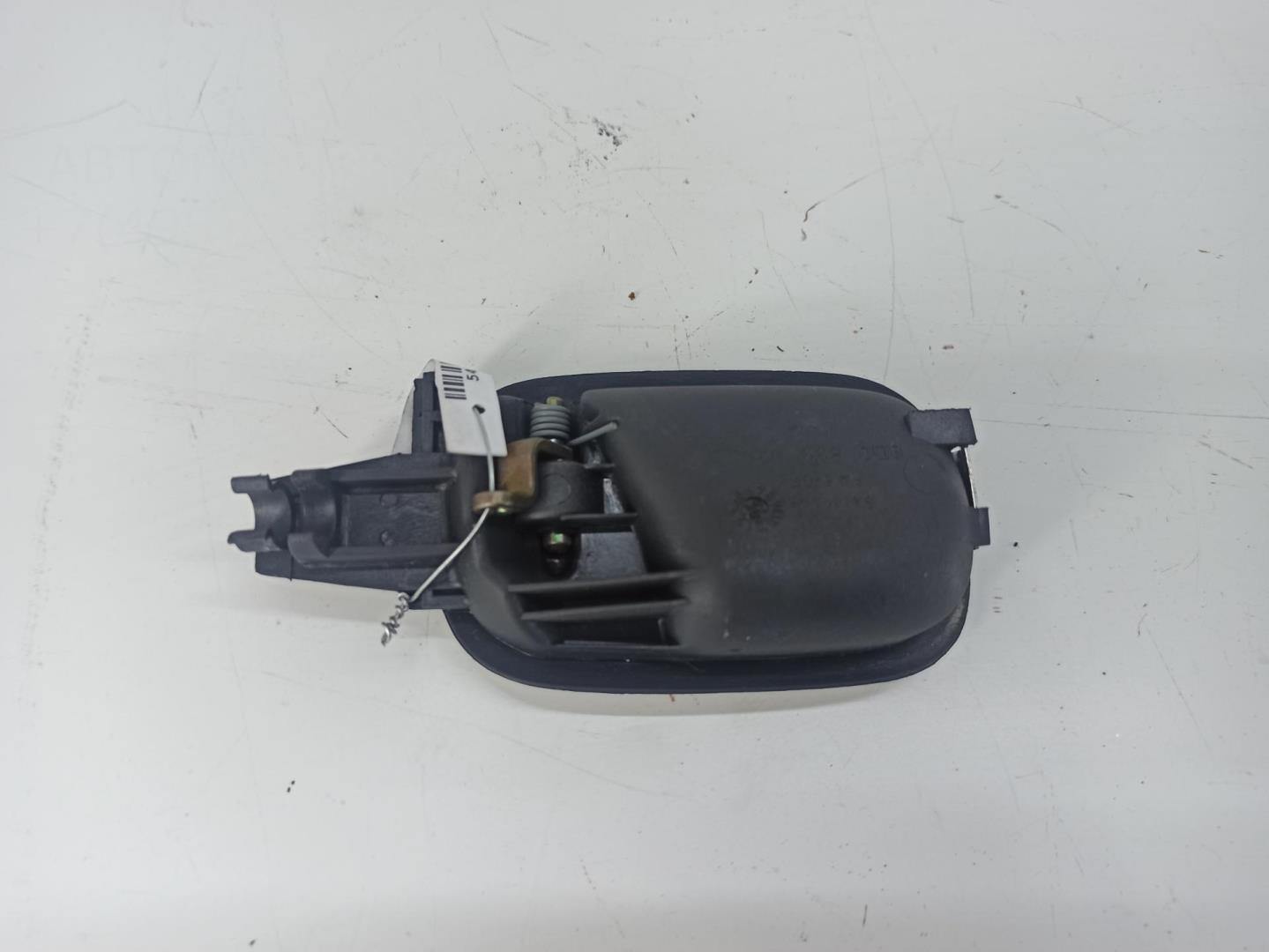 Ручка двери задней внутренняя правая