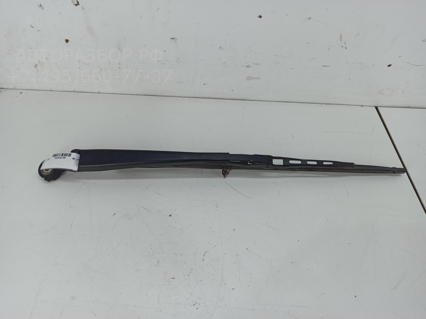 Поводок стеклоочистителя заднего