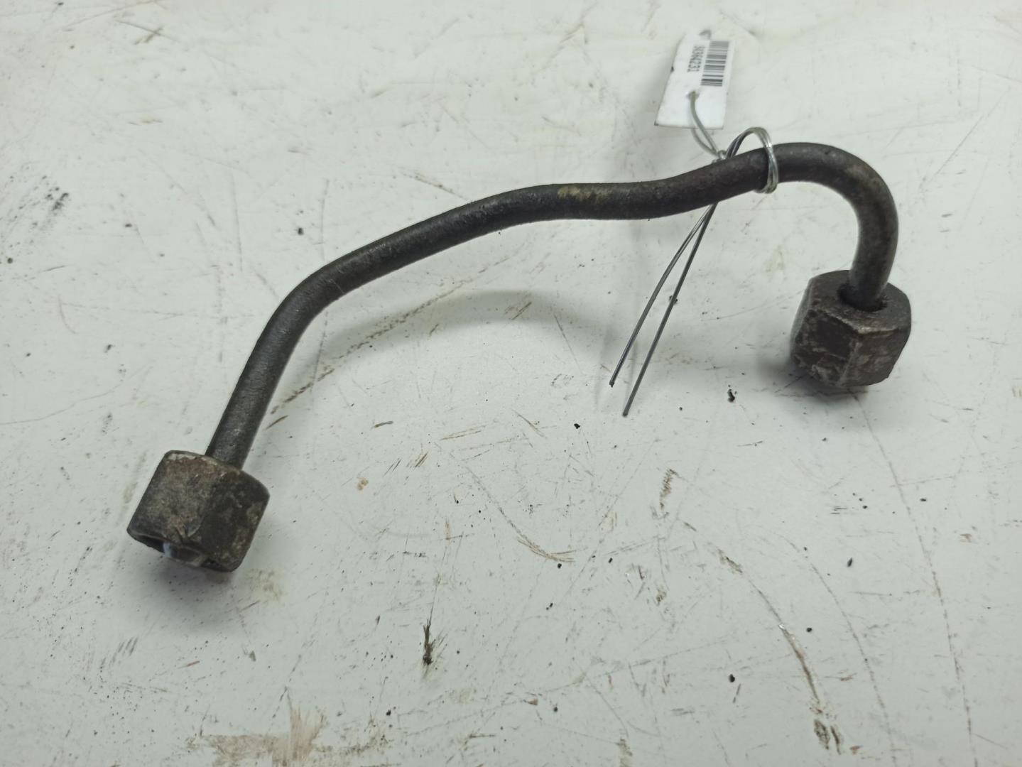 Трубка топливная