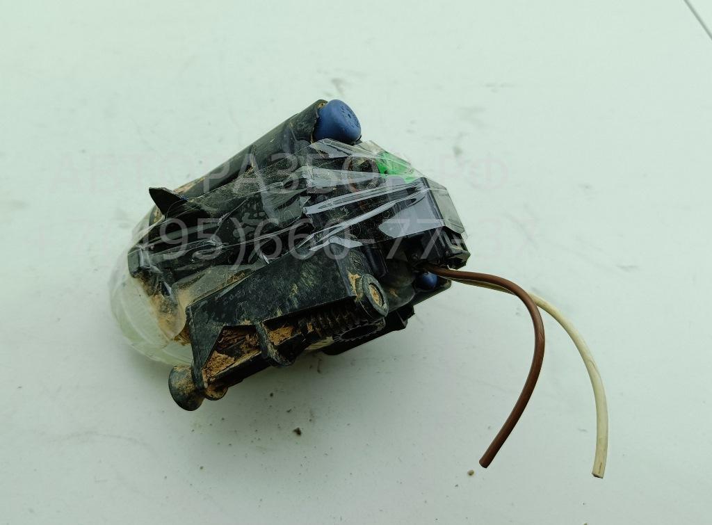 Фара противотуманная правая