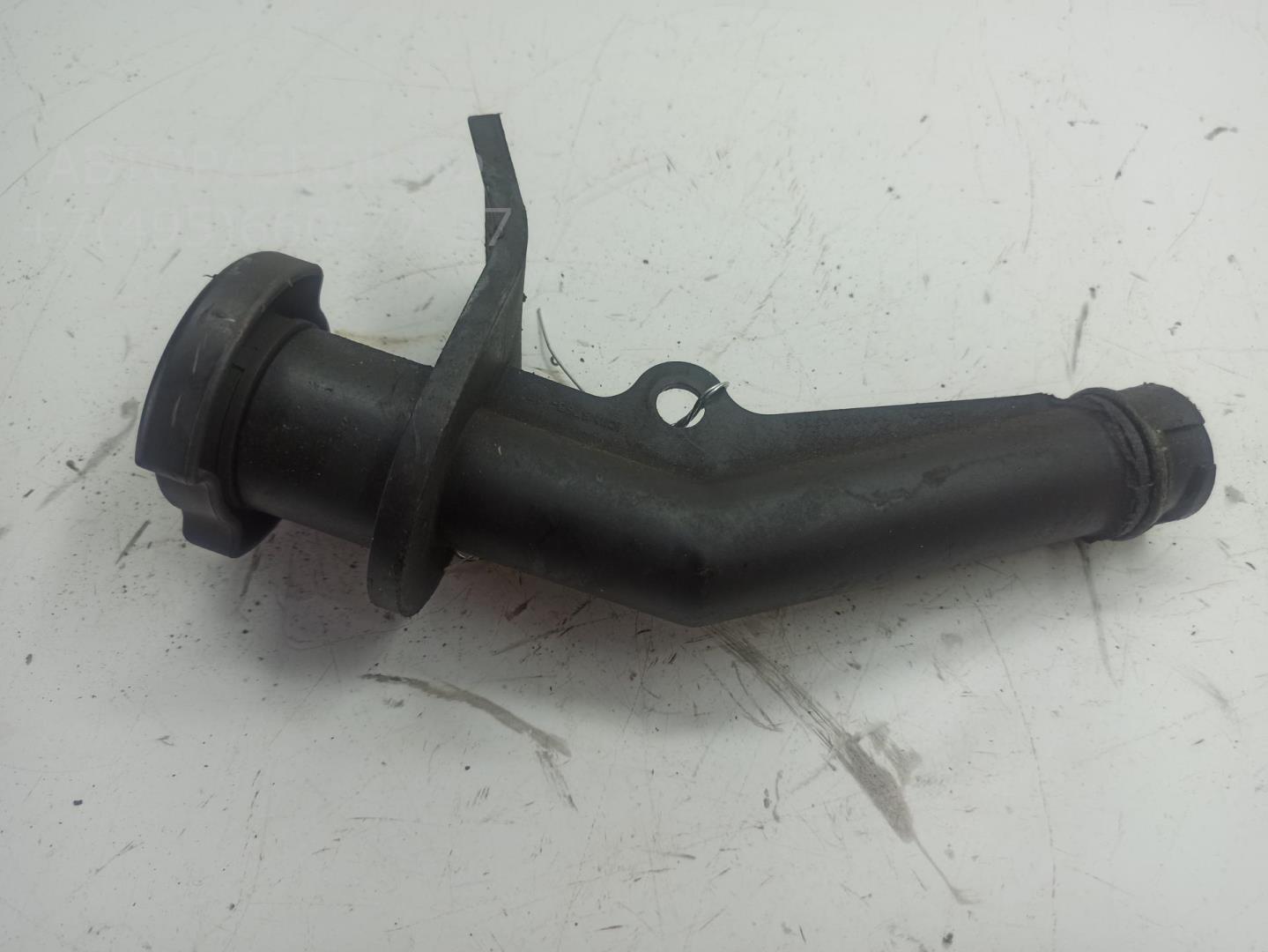 Маслозаливная горловина