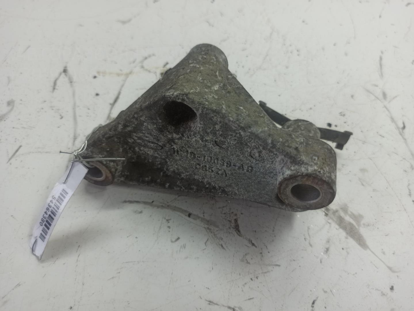 Кронштейн генератора