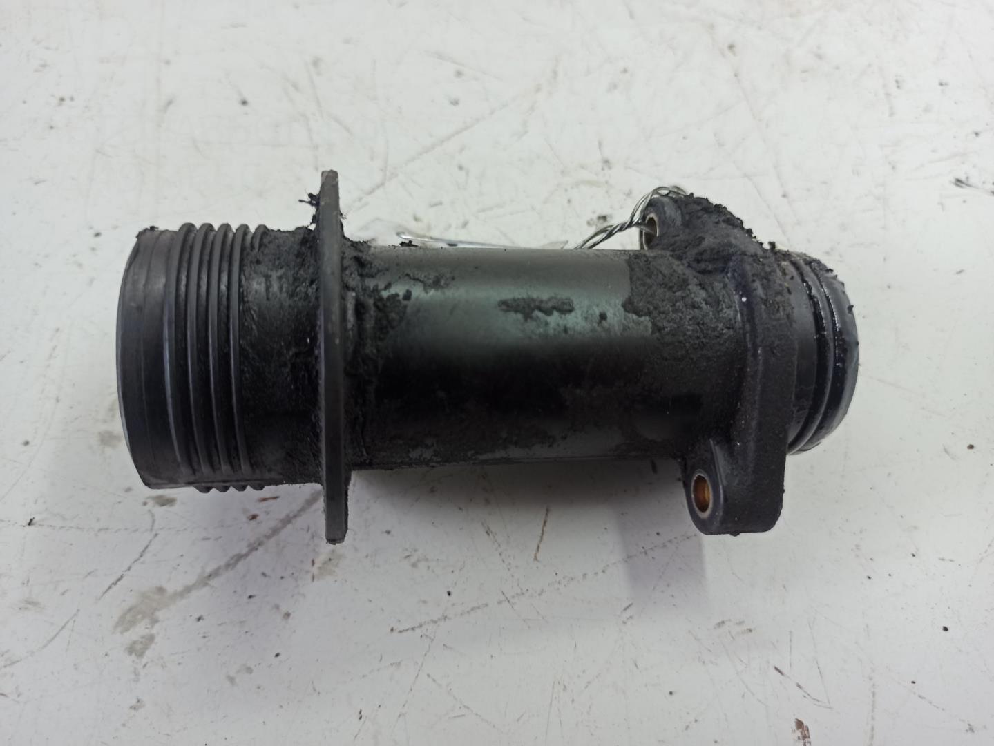 Маслозаливная горловина