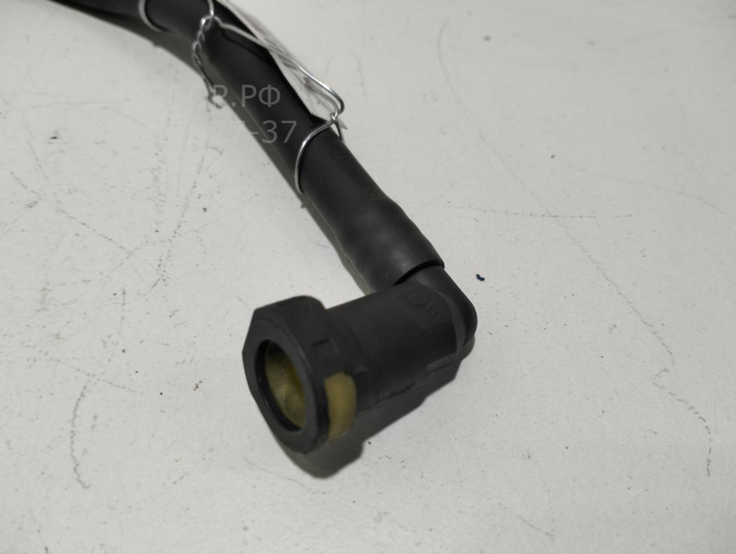 Трубка топливная